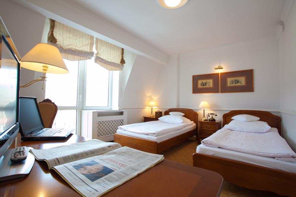 Hotel Szrenicowy Dwor Szklarska Poreba Ruang foto
